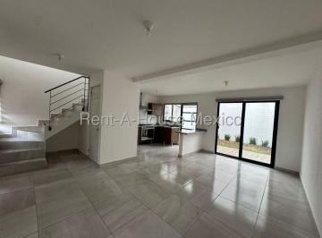 Departamento de 3 habitaciones, El Marqués · Casa en Renta en Zakia, 3 Recámaras, 2 Estac. Alberca, Espacios Amplios y Funcionales