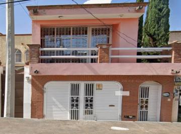 Casa de 3 habitaciones, San Juan del Río · Casa en Venta en Los Arrayanes, San Juan del Rio, Queretaro
