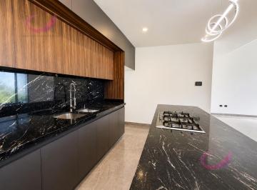 Casa en condominio · 345m² · 3 Recámaras · 2 Estacionamientos · Casa en Condominio - Real del Molino