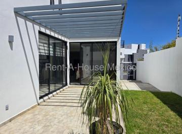 Casa en condominio de 3 habitaciones, El Marqués · Casa en Zibatá, 3 Rec, 3.5 Baños, Oficina, Sala Tv, Jardín y Cocina con Barra, 3 Estacionamientos