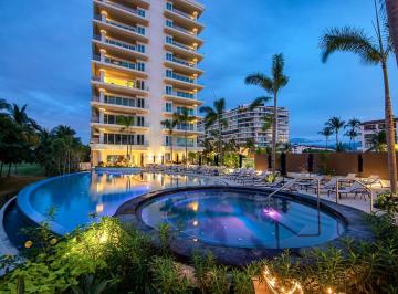 Departamento de 2 habitaciones, Puerto Vallarta · Lujo en El Corazón de La Marina Vallarta; Amenidades Exclusivas