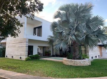 Casa de 4 habitaciones, Mérida · Casa en Venta y Renta Mérida| Yucatán Country Club| 4 Recámaras|486 m²