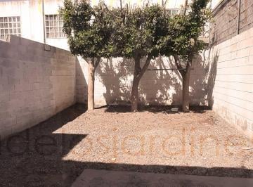 Casa de 3 habitaciones, Soledad de Graciano Sánchez · Amplia Casa en Renta Jardín en Privada con Seguridad y Excelente Ubicación