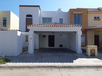 Casa de 3 habitaciones, Mazatlán · Casa Cerca de La Playa en Zona Dorada Mazatlán