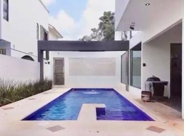 Casa · 445m² · 4 Recámaras · 3 Estacionamientos · Casa en Venta en Residencial Villa Magna