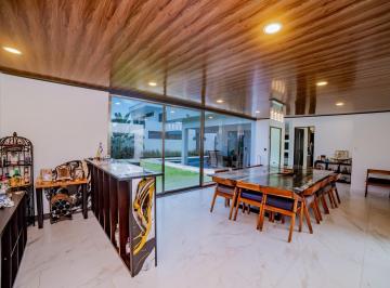 Casa · 677m² · 4 Recámaras · 3 Estacionamientos · Casa en Venta en Residencial Villa Magna