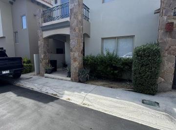 Casa de 3 habitaciones, Los Cabos · Más Espacio Para Tu Familia en El Tezal | 3 Recámaras | Amueblada | Cochera Eléctrica | $43,000