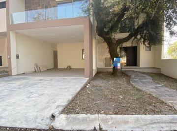 Casa · 442m² · 4 Recámaras · 2 Estacionamientos · Casa en Venta - La Joya Privada Residencial, Monterrey Nl