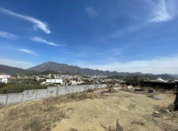 Terreno / Lote · 1723m² · Terreno en Venta en Hacienda Los Encinos