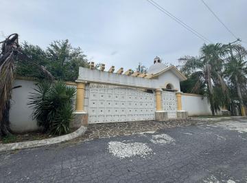Quinta · 2000m² · 3 Recámaras · Quinta en Venta en Villa Los Reyes Santiago Nl