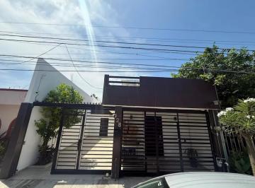 Casa de 3 habitaciones, San Nicolás de los Garza · Casa en Venta Peña Guerra en San Nicolás de Los Garza