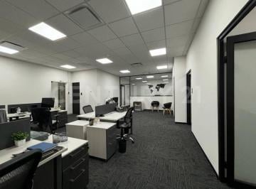 Oficina · 5195m² · 70 Estacionamientos · Edificio de Oficinas en Venta | Chepevera | Monterrey, Nl