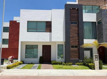 Casa · 165m² · 3 Recámaras · 2 Estacionamientos · Se Renta Casa en La Privada Residencial Monte Olimpo en Pachuca, Hidalgo