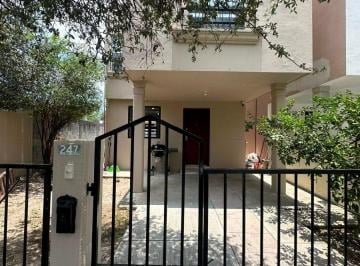 Casa de 3 habitaciones, García · Casa en Renta en García Nuevo León