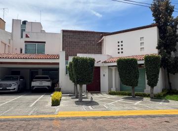 Casa · 416m² · 4 Recámaras · 4 Estacionamientos · Se Renta Casa con Jardín en Privada, Arboledas de San Javier, Pachuca, Hidalgo