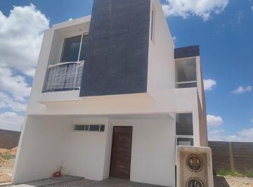Casa · 107m² · 2 Recámaras · 2 Estacionamientos · Casa en Venta en Fraccionamiento Fuentes de Maga en Villa de Pozos.