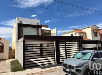 Casa · 134m² · 3 Recámaras · Casa en Praderas del Sol por Debajo de Su Valor Avaluo 3 Recamaras Equipada
