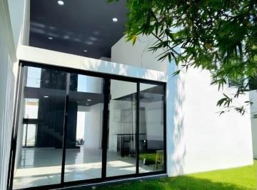 Casa de 2 habitaciones, Jiutepec · Casa Independiente de Doble Altura en Venta en Jiutepec