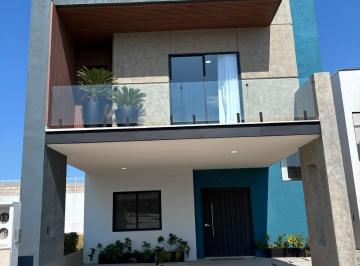 Casa de 4 habitaciones, Pachuca · Samara con Roof Altara 164