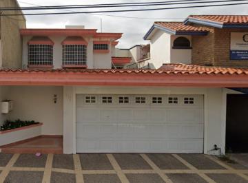 Casa de 4 habitaciones, Culiacán · Casa en Venta en Culiacán, Sinaloa