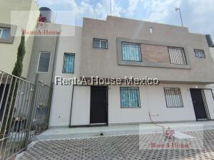 Casa · 55m² · 3 Recámaras · 1 Estacionamiento · Casa en Venta En, Real Granada Tecámac Bj 26 - 3153
