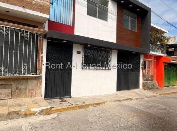 Casa · 108m² · 3 Recámaras · 2 Estacionamientos · Casa en Venta en Tulancingo de Bravo 20 de Noviembre Ve 26 - 2127