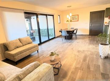 Departamento · 135m² · 3 Recámaras · 2 Estacionamientos · Departamento - La Lejona