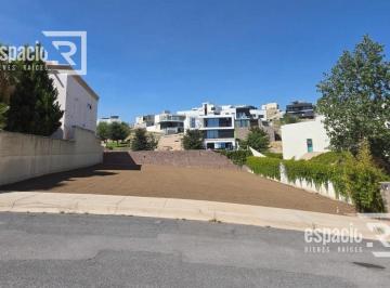 Terreno / Lote · 612m² · Terreno en Venta en Lomas del Valle Frente Hospital Angeles