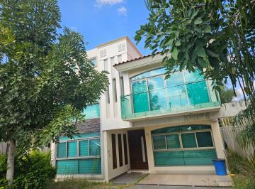 Casa de 5 habitaciones, Tlajomulco de Zúñiga · Casa en Venta en Fracc. El Manantial