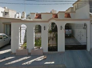 Casa de 3 habitaciones, Delicias · Casa en Venta en Colonia Imperial, Delicias, Chihuahua