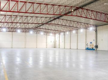 Nave industrial , Santa Catarina · Nave en Renta de 2212 m² con Oficinas de 196 m² Parque en Santa Catarina Nl