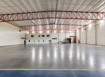 Nave industrial , Santa Catarina · Nave en Renta de 2212 m² con Oficinas de 196 m² Parque en Santa Catarina Nl
