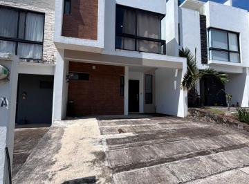Casa de 3 habitaciones, Boca del Río · Casa Amueblada en Renta en El Fraccionamiento Cumbres Residencial