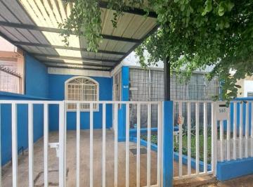 Casa de 4 habitaciones, Guadalajara · Casa en Venta de 1 Planta en Colonia Monumental