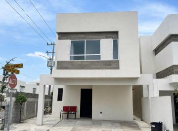 Casa · 120m² · 3 Recámaras · 2 Estacionamientos · Rmc Casa en Renta en Sierra La Esperanza en Apodaca Nuevo Leon