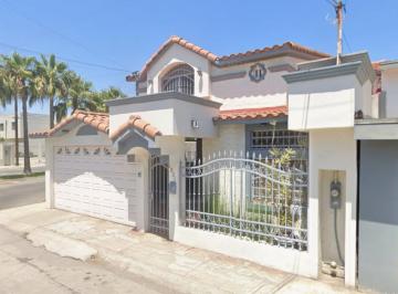 Casa de 4 habitaciones, Tijuana · Casa de 340 m² con 4 Recámaras en Venta en Altabrisa - Av de Las Brisas 1 8 3 1, Altabrisa, 2 2 4 2