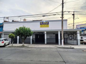 Local comercial , Guadalajara · Local Comercial de 300 m² en Venta en Esquina en Av en Guadalajara