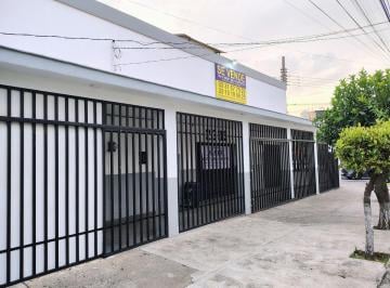 Local comercial , Guadalajara · Local Comercial de 300 m² en Venta en Esquina en Av en Guadalajara