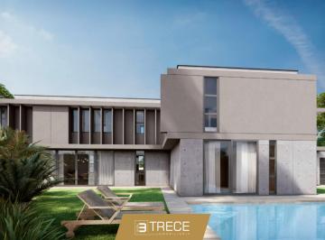Casa · 350m² · 4 Recámaras · 2 Estacionamientos · Casa en Venta Fraccionamiento Lomas del Sol, Riviera Veracruzana