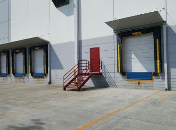 Nave industrial , San Mateo Atenco · Bodega de 7,683 m² Dentro de Parque con Seguridad 24hrs, Amplio Patio de Maniobras