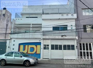 Edificio · 713m² · 1 Estacionamiento · Edificio Comercial en Fraccionamiento Jardines del Moral