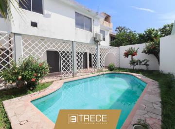 Casa · 750m² · 4 Recámaras · 4 Estacionamientos · Casa en Venta/renta Costa de Oro, Boca del Río