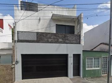 Casa en Venta de 4 habitaciones Ricardo Flores Magón · Hermosa Casa en Venta en Ricardo Flores Magón, Veracruz