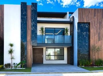 Casa · 328m² · 5 Recámaras · 2 Estacionamientos · Casa - Cascatta