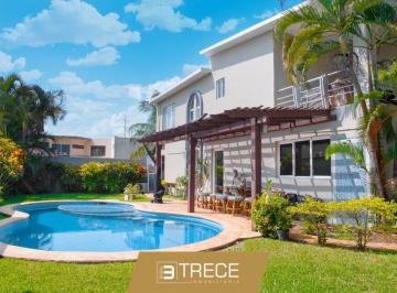 Casa · 273m² · 4 Recámaras · 2 Estacionamientos · Casa en Venta Graciano Sánchez, Boca del Río, Veracruz