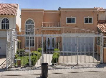 Casa de 4 habitaciones, Juárez · Casa en Venta en Colonia Fraccionamiento Paseo de Los Virreyes, Juarez, Chihuahua