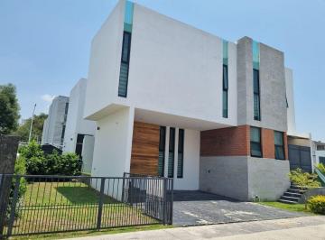 278e8b060b307a08b8bc862adba142f689399ef004c3c6d6307909ba7d13849e · Casa en Venta en Coto "Katania"