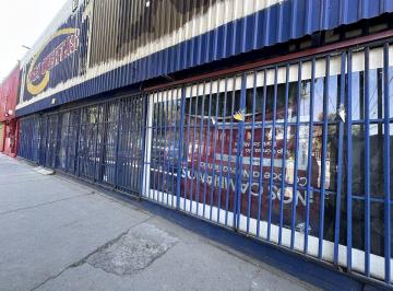 39322b431547450cb465e467d4a84e031b086ae05d87e19fee752f8025181c00 · Local Comercial en Renta en Iztapalapa de 270 m