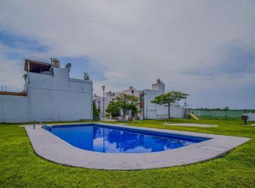 Casa de 3 habitaciones, Jojutla · Casa con Alberca Propia y Roof Garden en Fracc. Villas Teques, a 5 Min del Lago de Tequesquitengo