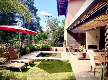 Casa · 568m² · 7 Recámaras · 7 Estacionamientos · Dos Propiedades, un Solo Hogar en El Club de Golf Avándaro